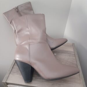 Christian Siriano Heeled Brown Booties Sz 6.5